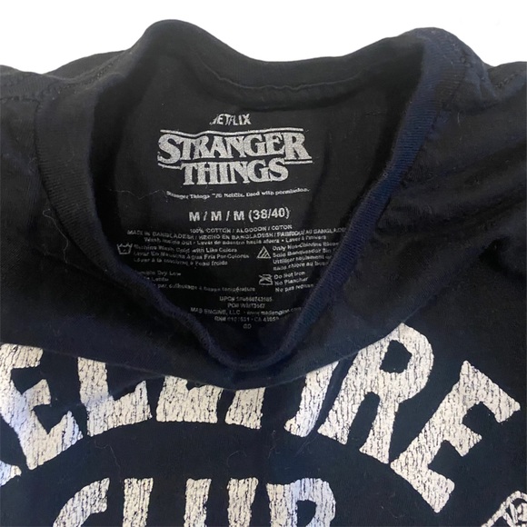 Stranger Thing’s Hellfire T-Shirt - Picture 3 of 3